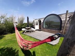 Tiny House De Boet, in Natuurgebied en vlakbij het Strand